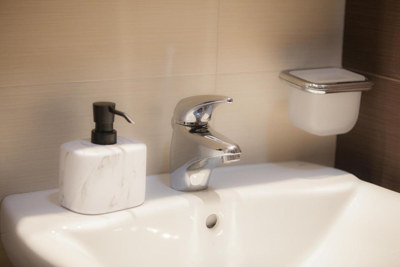 City Nest Apartment Podgorica Bagian luar foto