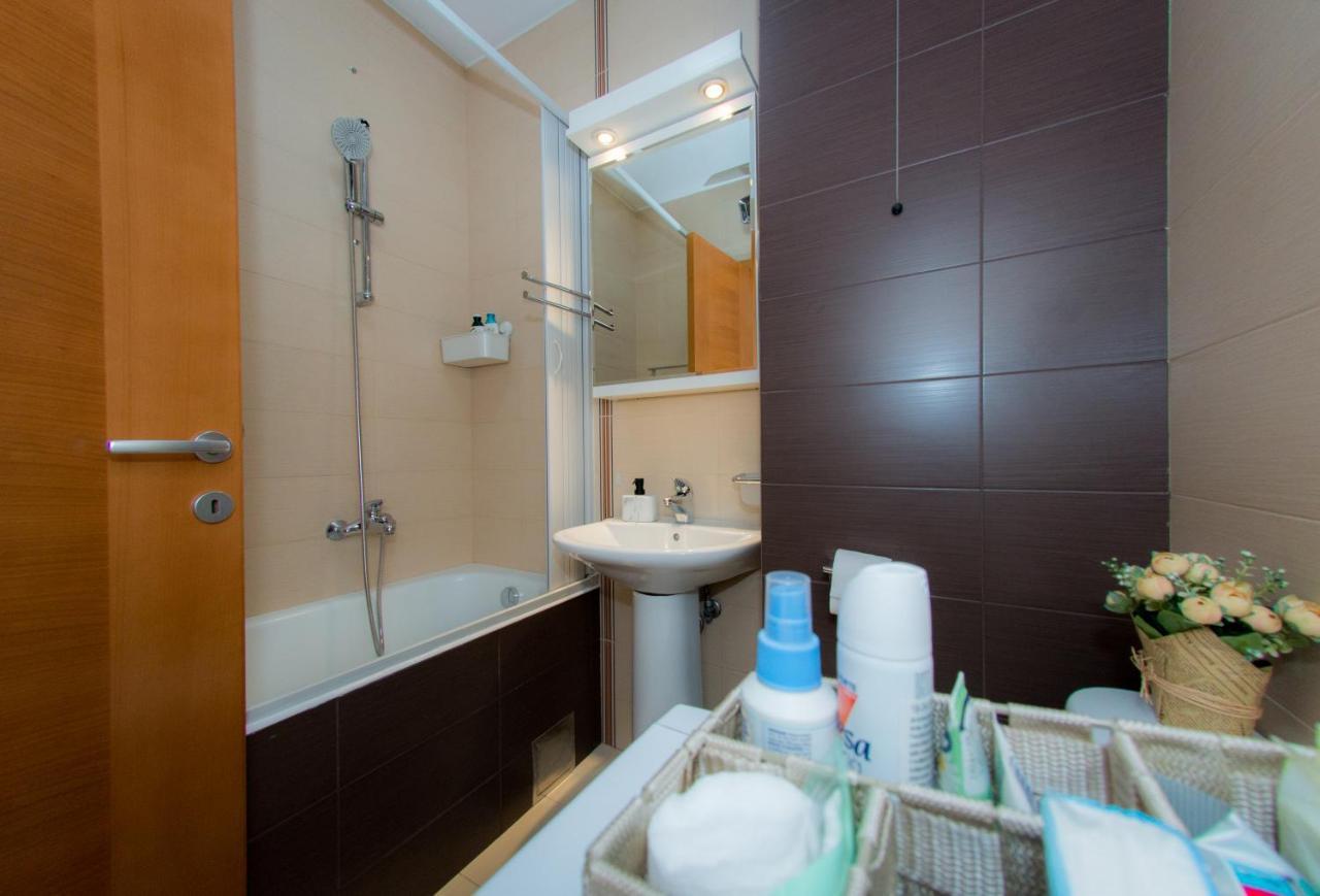 City Nest Apartment Podgorica Bagian luar foto
